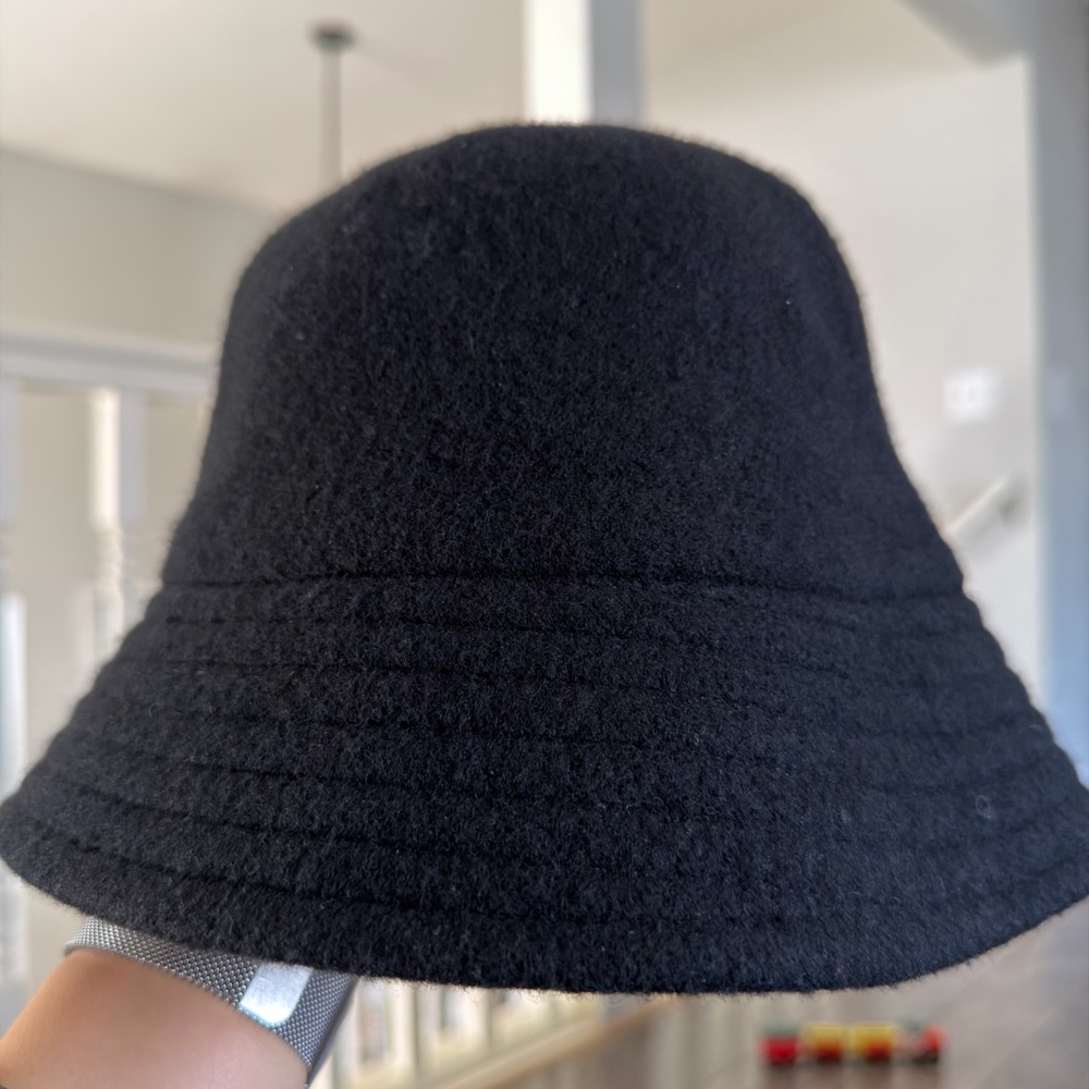 Uniqlo Adjustable Wool Bucket Hat black